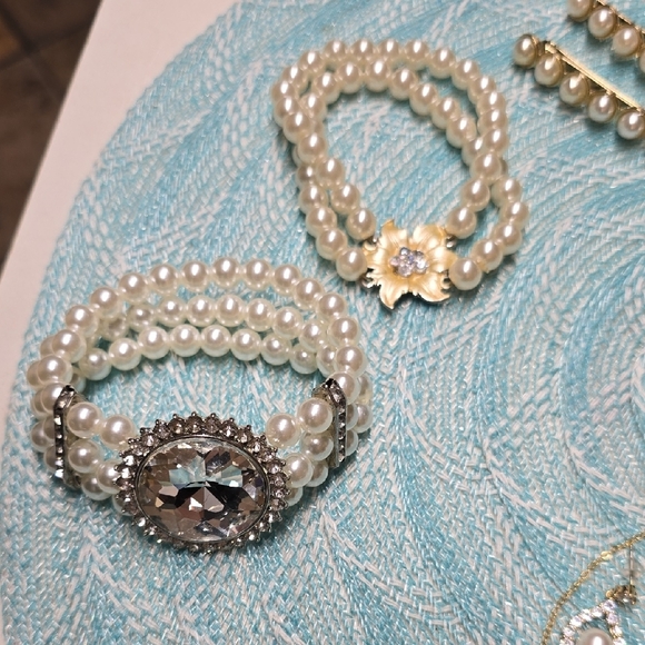Engagment/Bridal Bundle! Tank, Tee, Sun Hat,Hand Bag, Jewelry Set. All Included!